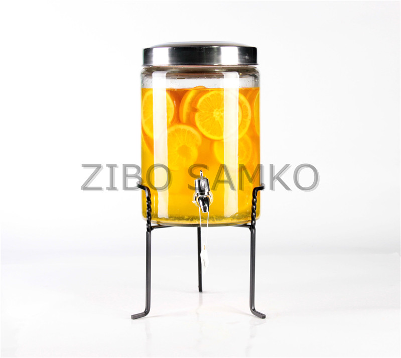 Beverage dispenser