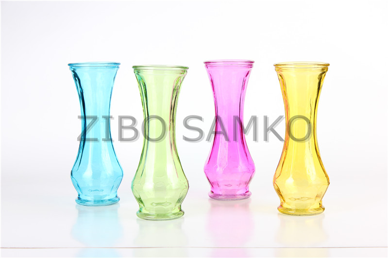 Glass vase