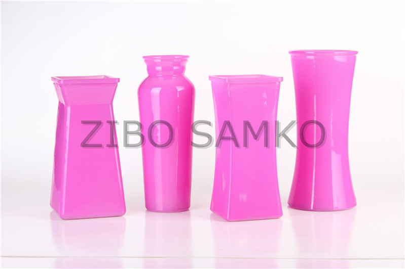 Glass vase with rose color