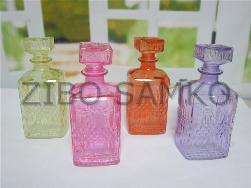 Square shape glass wine bottle